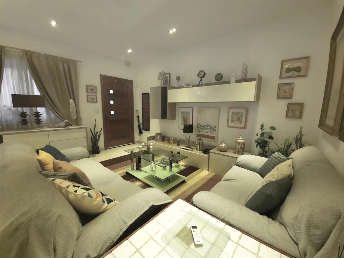 Cozy Rooms - Great Bus Connections - Free Parking Mosta Exteriér fotografie